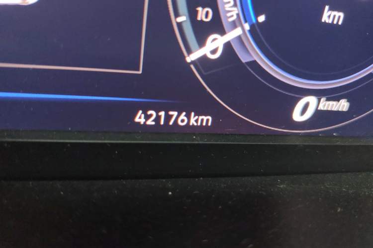 Used Volkswagen Tayron GTE Plug-in Hybrid 2023 280TSI Luxury Plus Advanced Edition Odometer Close Up