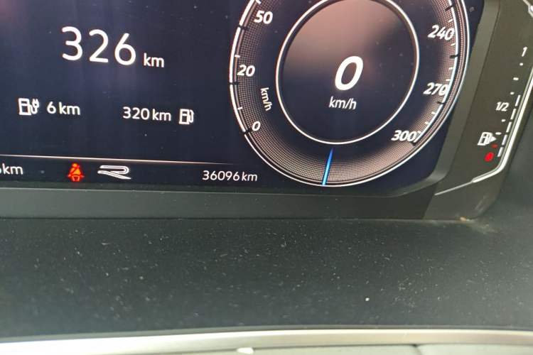 Used Volkswagen Tayron GTE Plug-in Hybrid 2023 280TSI Luxury Plus Advanced Edition Odometer Close Up