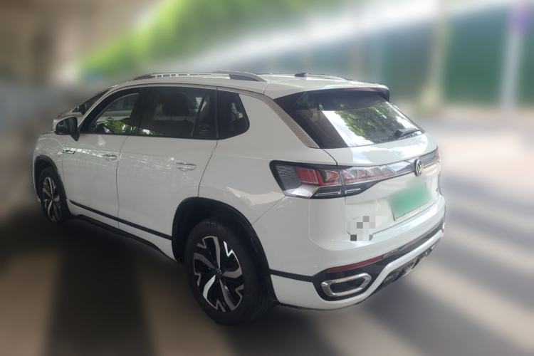 Used Volkswagen Tayron GTE Plug-in Hybrid 2023 280TSI Luxury Plus Advanced Edition Rear Left 45 Deg