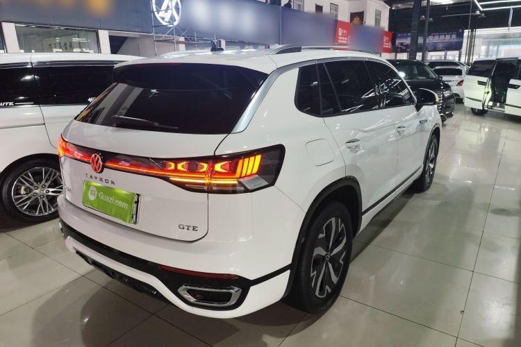 Used Volkswagen Tayron GTE Plug-in Hybrid 2023 280TSI Luxury Plus Advanced Edition Rear Right 45 Deg