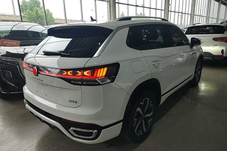 Used Volkswagen Tayron GTE Plug-in Hybrid 2023 280TSI Luxury Plus Advanced Edition Rear Right 45 Deg