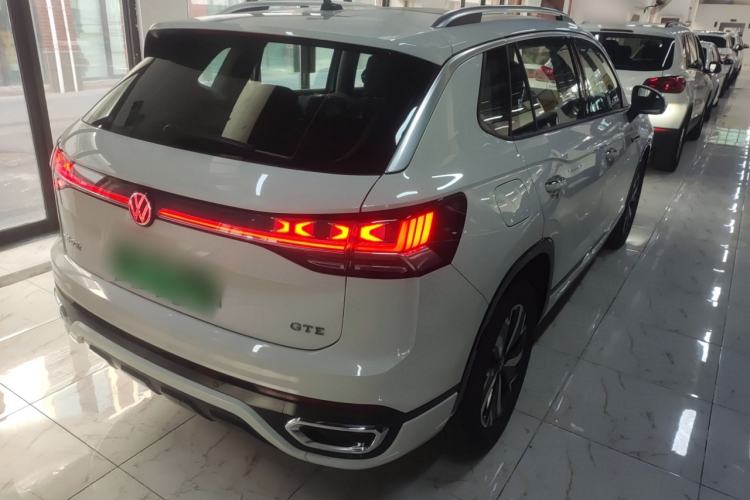 Used Volkswagen Tayron GTE Plug-in Hybrid 2023 280TSI Luxury Plus Advanced Edition Rear Right 45 Deg