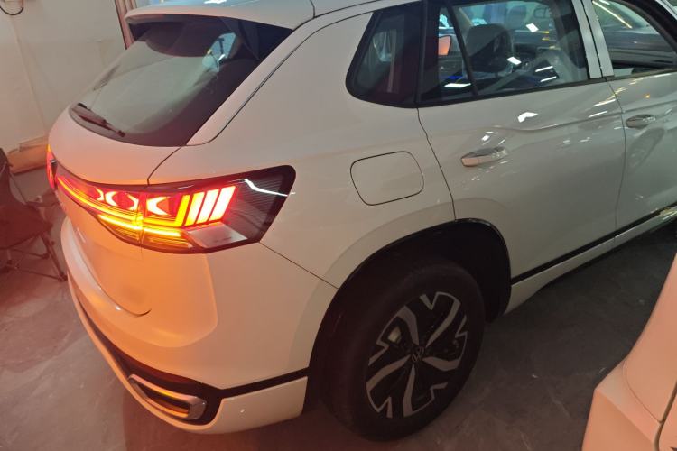 Used Volkswagen Tayron GTE Plug-in Hybrid 2023 280TSI Luxury Plus Advanced Edition Rear Right 45 Deg