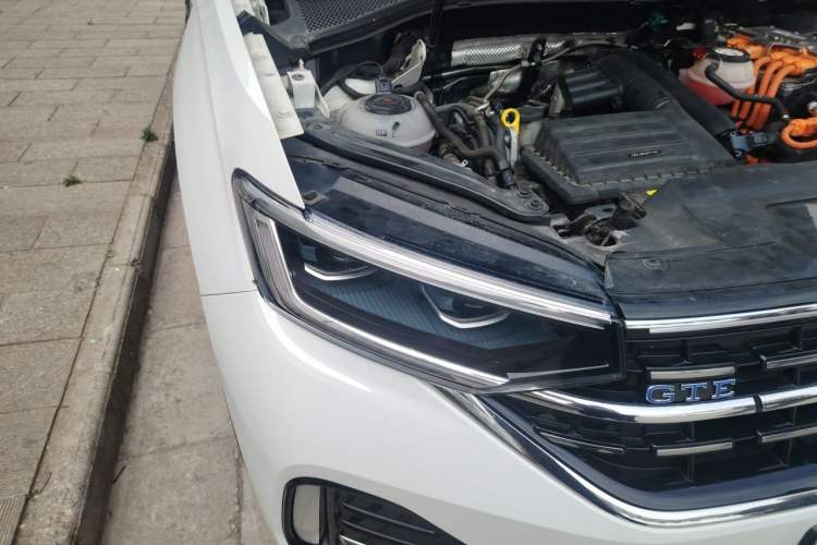Used Volkswagen Tayron GTE Plug-in Hybrid 2023 280TSI Luxury Plus Advanced Edition Right Front Headlight