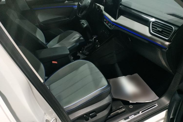 Used Volkswagen Tayron GTE Plug-in Hybrid 2023 280TSI Luxury Plus Advanced Edition Right Front Seat