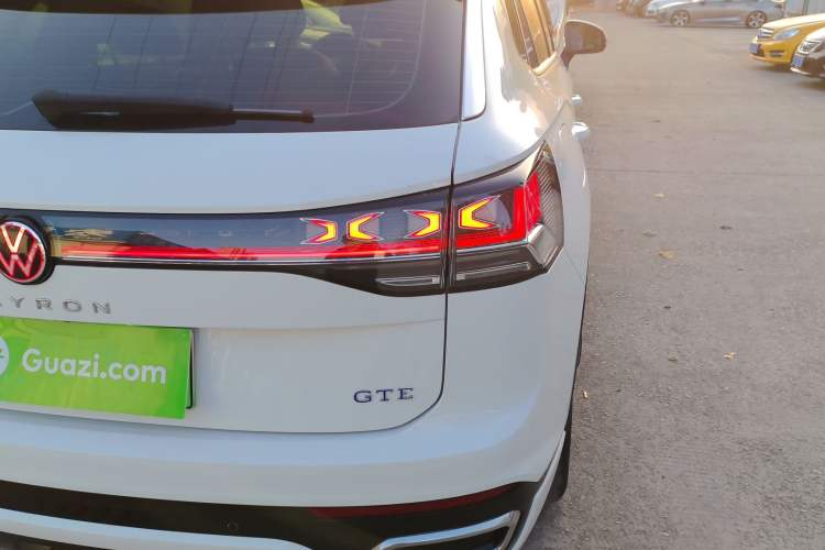 Used Volkswagen Tayron GTE Plug-in Hybrid 2023 280TSI Luxury Plus Advanced Edition Right Rear Taillight