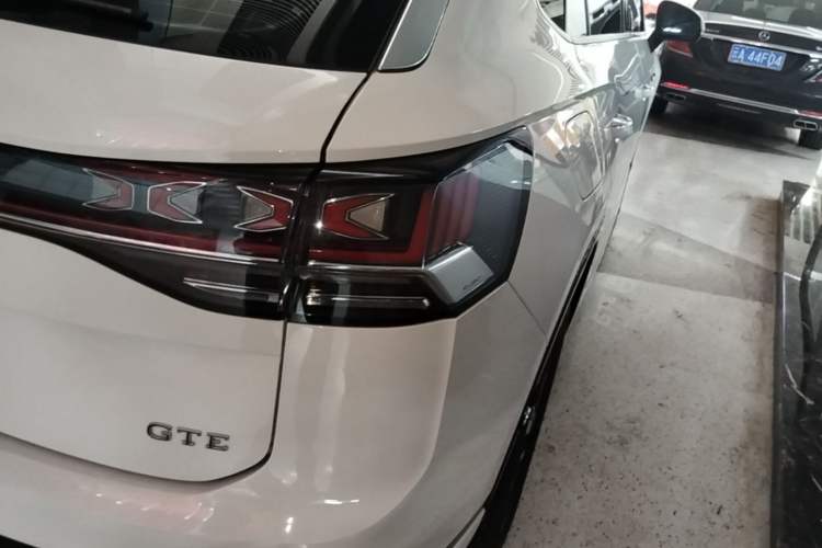 Used Volkswagen Tayron GTE Plug-in Hybrid 2023 280TSI Luxury Plus Advanced Edition Right Rear Taillight