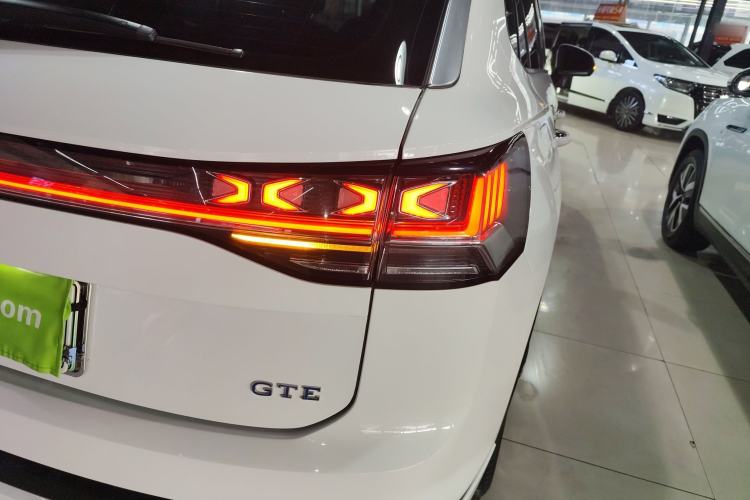 Used Volkswagen Tayron GTE Plug-in Hybrid 2023 280TSI Luxury Plus Advanced Edition Right Rear Taillight