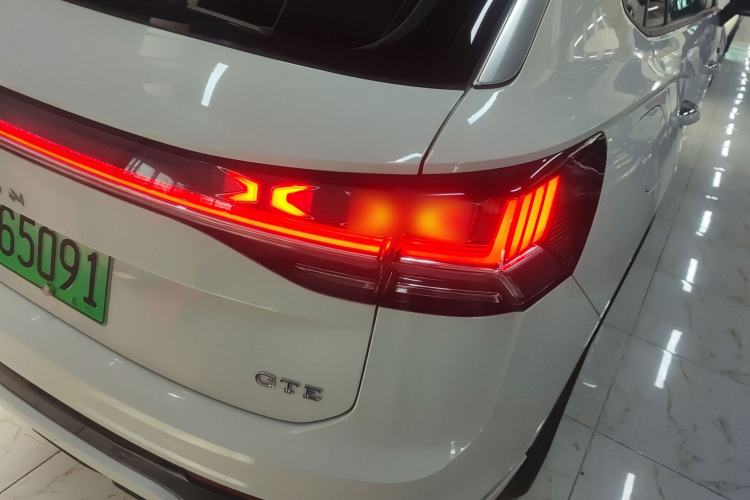 Used Volkswagen Tayron GTE Plug-in Hybrid 2023 280TSI Luxury Plus Advanced Edition Right Rear Taillight