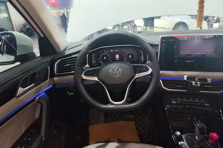Used Volkswagen Tayron GTE Plug-in Hybrid 2023 280TSI Luxury Plus Advanced Edition Steering Wheel