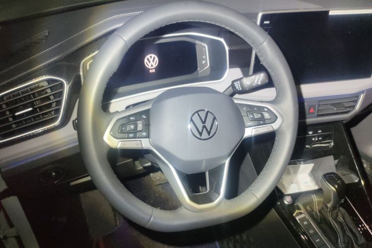 Used Volkswagen Tayron GTE Plug-in Hybrid 2023 280TSI Luxury Plus Advanced Edition Steering Wheel