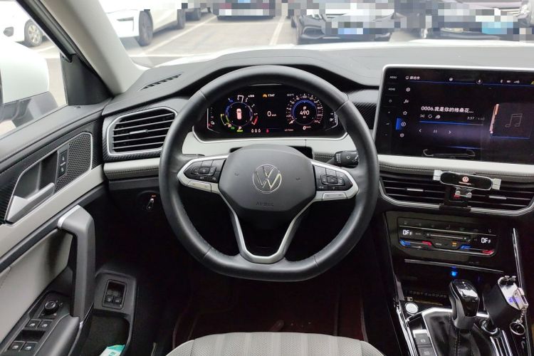 Used Volkswagen Tayron GTE Plug-in Hybrid 2023 280TSI Luxury Plus Advanced Edition Steering Wheel