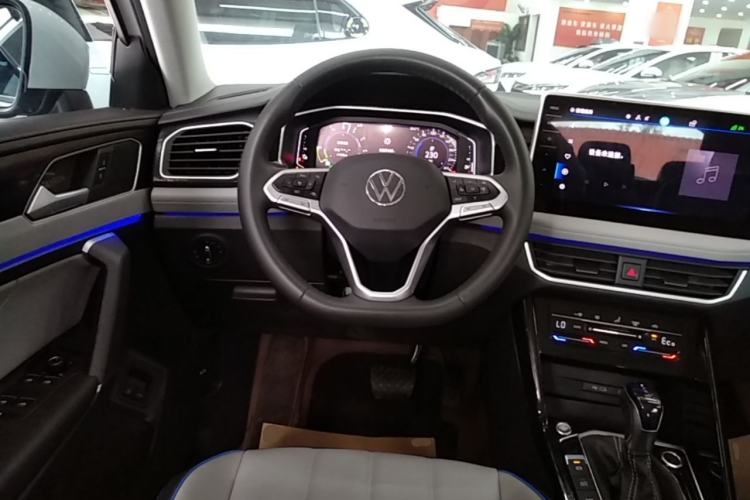 Used Volkswagen Tayron GTE Plug-in Hybrid 2023 280TSI Luxury Plus Advanced Edition Steering Wheel