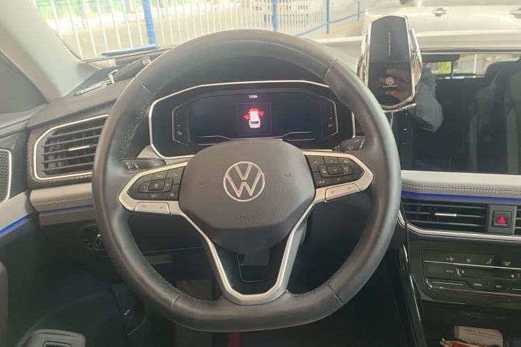 Used Volkswagen Tayron GTE Plug-in Hybrid 2023 280TSI Luxury Plus Advanced Edition Steering Wheel