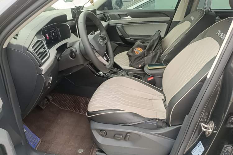 Used Volkswagen Tayron GTE Plug-in Hybrid 2024 280TSI Luxury Plus Advanced Edition Left Front Seat