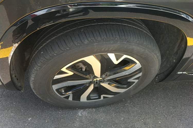 Used Volkswagen Tayron GTE Plug-in Hybrid 2024 280TSI Luxury Plus Advanced Edition Left Front Wheel Hub