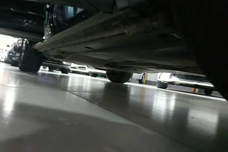 Used Volkswagen Tayron GTE Plug-in Hybrid 2024 280TSI Luxury Plus Advanced Edition Right Side Sill
