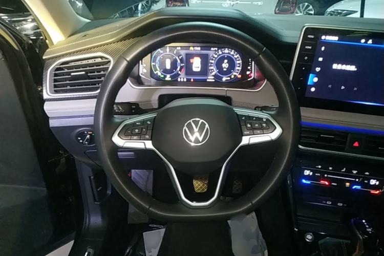 Used Volkswagen Tayron GTE Plug-in Hybrid 2024 280TSI Luxury Plus Advanced Edition Steering Wheel