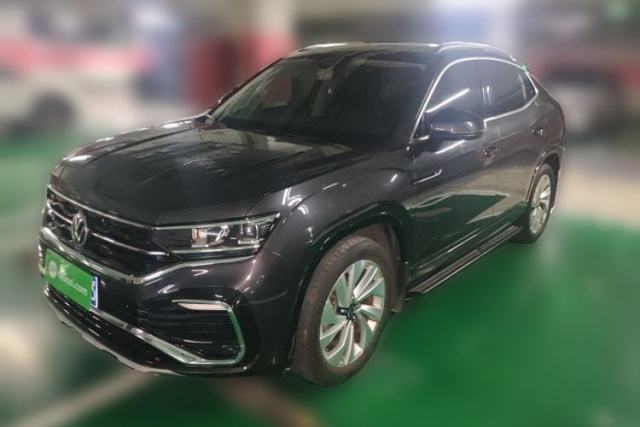 Volkswagen Tayron X 2020 330TSI Two-Wheel Drive Luxury Smart Connectivity Version usata