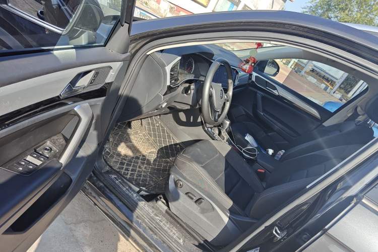 Used Volkswagen Tayron X 2020 330TSI Two-Wheel Drive Luxury Smart Connectivity Version Driver Seat