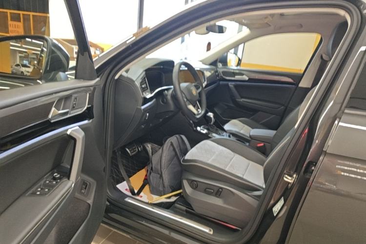 Used Volkswagen Tayron X 2020 330TSI Two-Wheel Drive Luxury Smart Connectivity Version Driver Seat