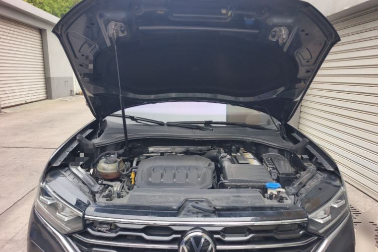Used Volkswagen Tayron X 2020 330TSI Two-Wheel Drive Luxury Smart Connectivity Version Engine Bay