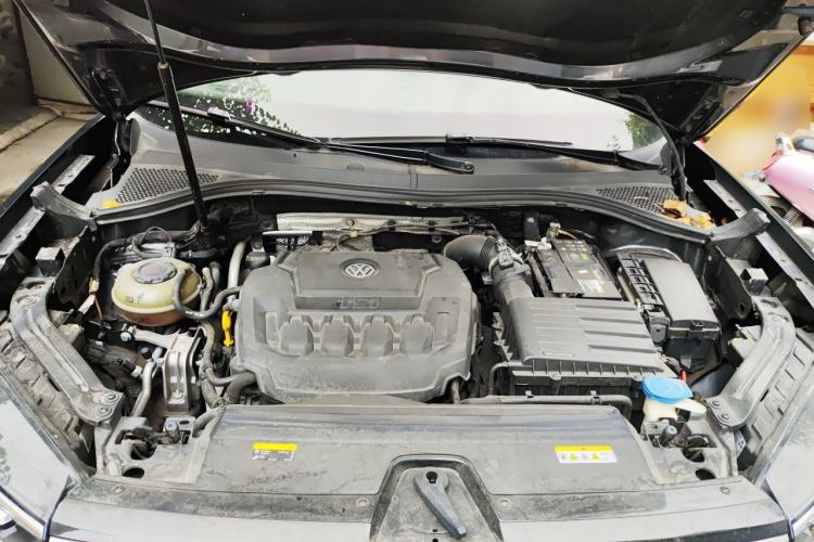 Used Volkswagen Tayron X 2020 330TSI Two-Wheel Drive Luxury Smart Connectivity Version Engine Bay