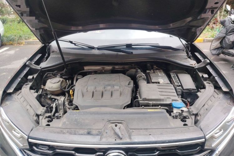 Used Volkswagen Tayron X 2020 330TSI Two-Wheel Drive Luxury Smart Connectivity Version Engine Bay