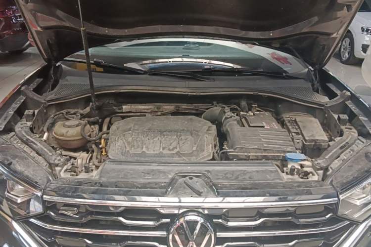 Used Volkswagen Tayron X 2020 330TSI Two-Wheel Drive Luxury Smart Connectivity Version Engine Bay