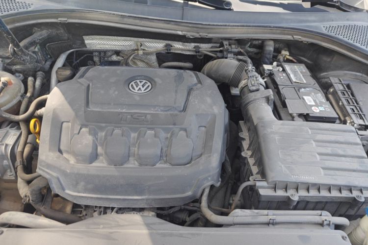 Used Volkswagen Tayron X 2020 330TSI Two-Wheel Drive Luxury Smart Connectivity Version Engine Bay