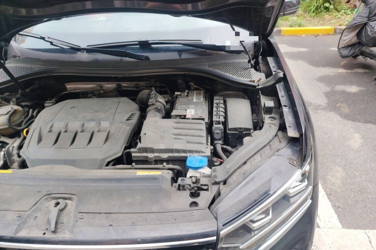 Used Volkswagen Tayron X 2020 330TSI Two-Wheel Drive Luxury Smart Connectivity Version Engine Bay Left