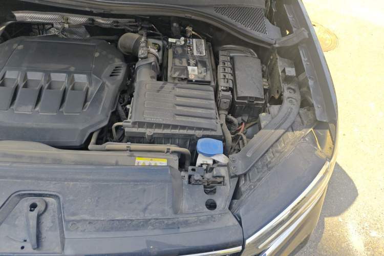 Used Volkswagen Tayron X 2020 330TSI Two-Wheel Drive Luxury Smart Connectivity Version Engine Bay Left