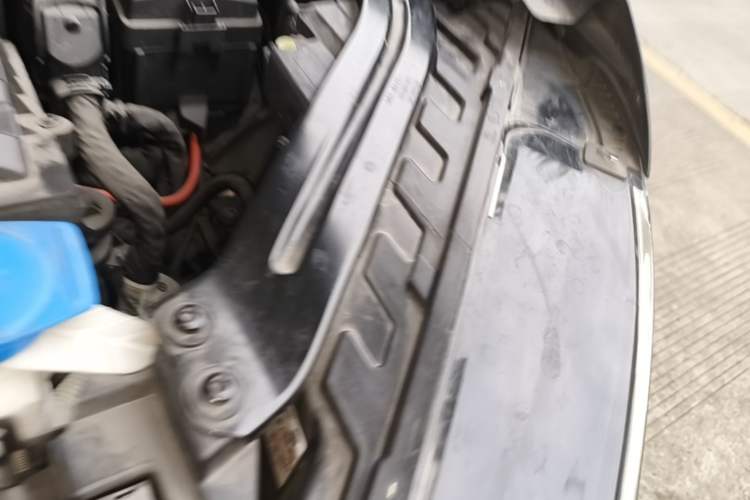 Used Volkswagen Tayron X 2020 330TSI Two-Wheel Drive Luxury Smart Connectivity Version Engine Bay Left
