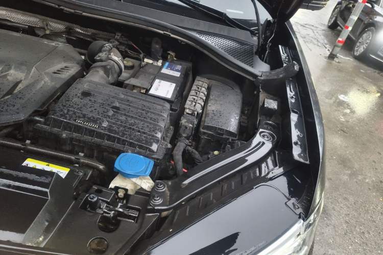 Used Volkswagen Tayron X 2020 330TSI Two-Wheel Drive Flagship Smart Connectivity Version Engine Bay Left