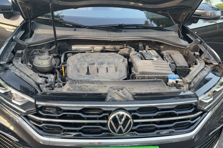 Used Volkswagen Tayron X 2020 330TSI Two-Wheel Drive Luxury Smart Connectivity Version Engine Bay
