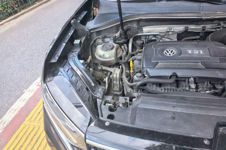 Used Volkswagen Tayron X 2020 380TSI Four-Wheel Drive Flagship Smart Connectivity Version Engine Bay Right