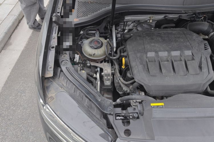 Used Volkswagen Tayron X 2020 330TSI Two-Wheel Drive Luxury Smart Connectivity Version Engine Bay Right