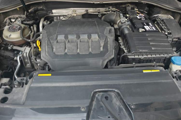 Used Volkswagen Tayron X 2020 330TSI Two-Wheel Drive Luxury Smart Connectivity Version Engine Bay