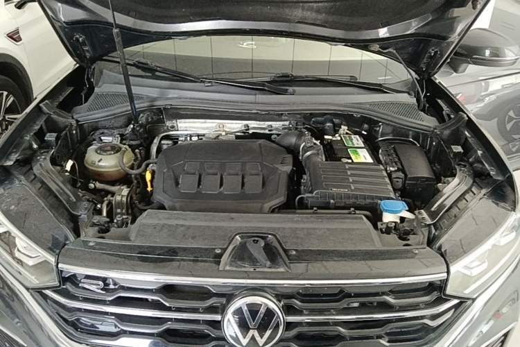 Used Volkswagen Tayron X 2020 330TSI Two-Wheel Drive Luxury Smart Connectivity Version Engine Bay