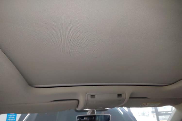 Used Volkswagen Tayron X 2020 330TSI Two-Wheel Drive Luxury Smart Connectivity Version Headliner
