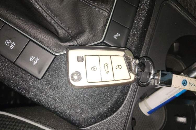 Used Volkswagen Tayron X 2020 330TSI Two-Wheel Drive Luxury Smart Connectivity Version Interior 1