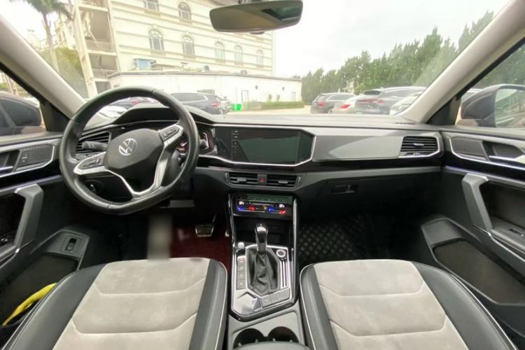 Used Volkswagen Tayron X 2020 330TSI Two-Wheel Drive Luxury Smart Connectivity Version Interior 3
