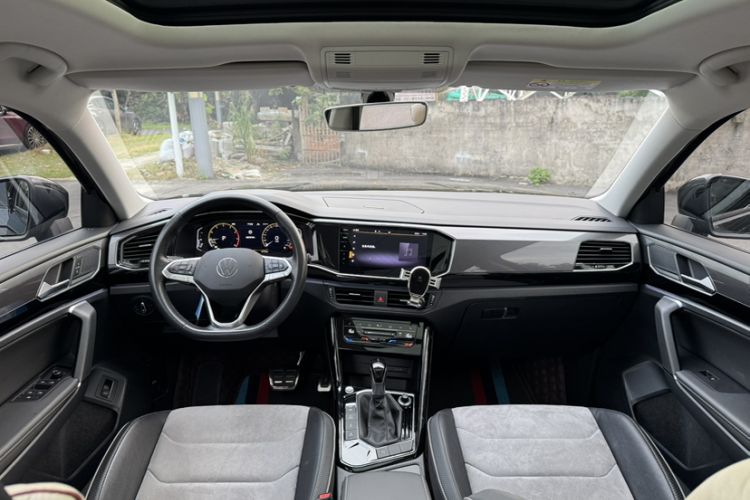 Used Volkswagen Tayron X 2020 330TSI Two-Wheel Drive Luxury Smart Connectivity Version Interior 3