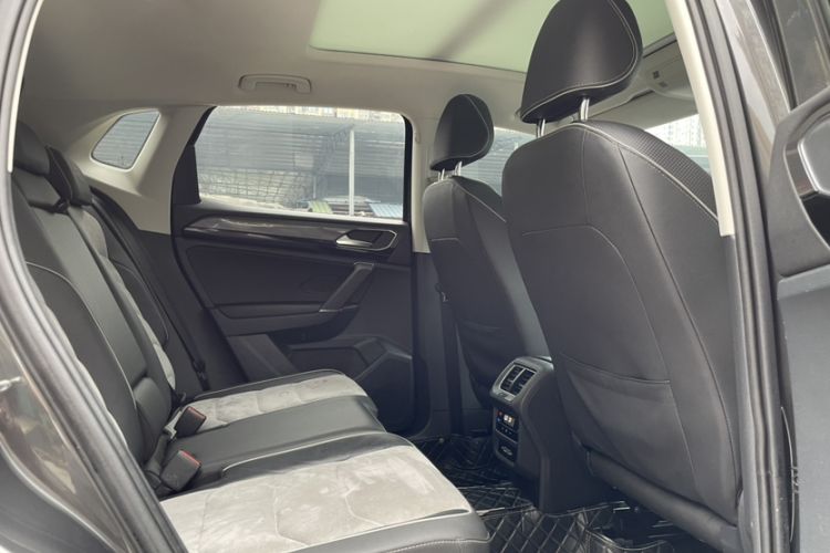 Used Volkswagen Tayron X 2020 330TSI Two-Wheel Drive Luxury Smart Connectivity Version Interior 4