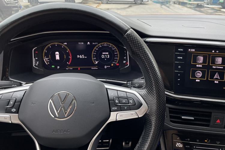 Used Volkswagen Tayron X 2020 330TSI Two-Wheel Drive Luxury Smart Connectivity Version Interior 5