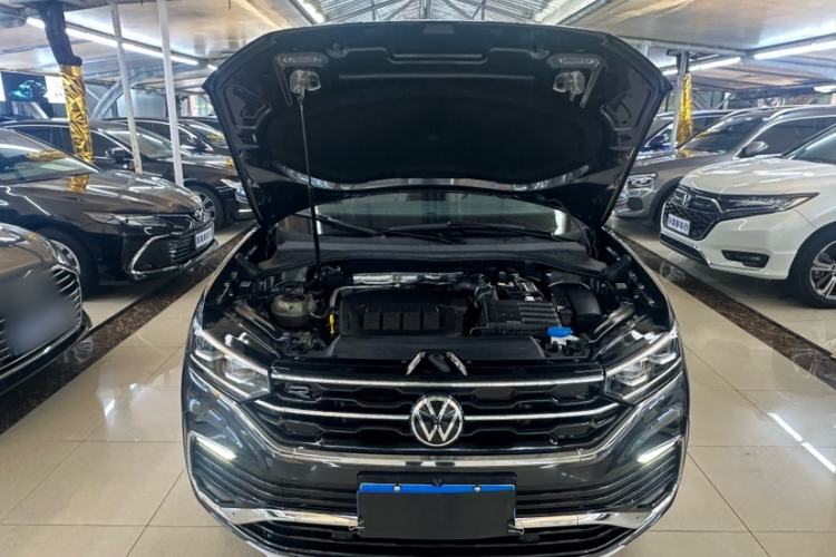Used Volkswagen Tayron X 2020 330TSI Two-Wheel Drive Luxury Smart Connectivity Version Interior 8