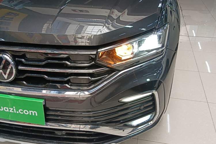 Used Volkswagen Tayron X 2020 330TSI Two-Wheel Drive Luxury Smart Connectivity Version Left Front Headlight