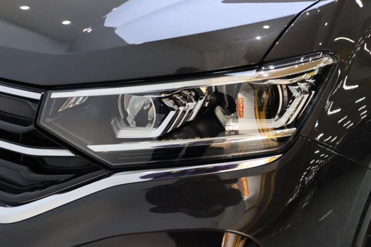 Used Volkswagen Tayron X 2020 380TSI Four-Wheel Drive Flagship Smart Connectivity Version Left Front Headlight