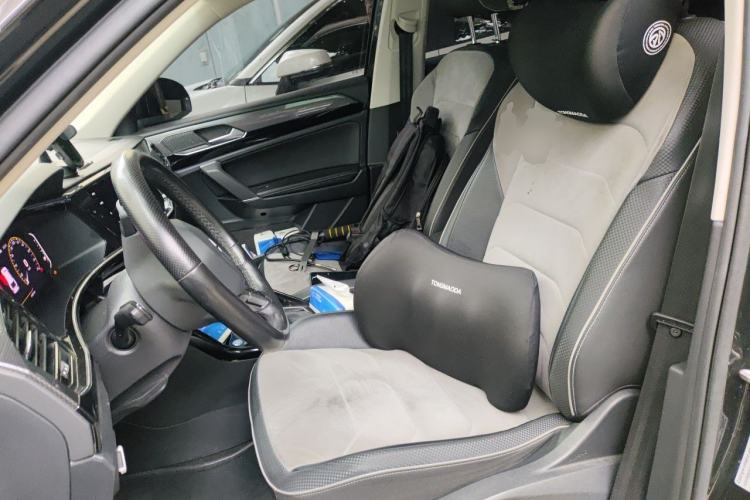 Used Volkswagen Tayron X 2020 330TSI Two-Wheel Drive Luxury Smart Connectivity Version Left Front Seat