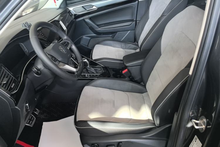 Used Volkswagen Tayron X 2020 330TSI Two-Wheel Drive Luxury Smart Connectivity Version Left Front Seat